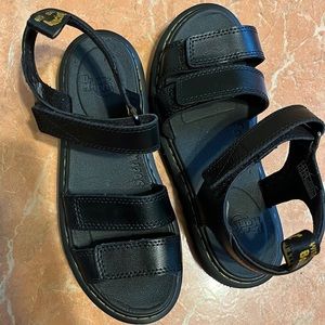 Dr. Martens Klaire Sandal - Little Kid / Big Kid - Black